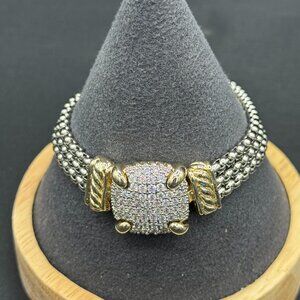 Beautiful Women's Two Tone Bracelet 7.5"